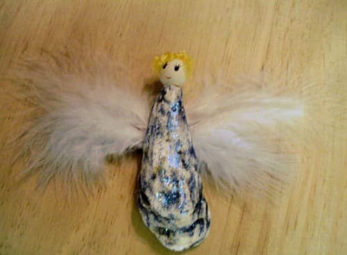 crotte_fossilise_deguisee_en_ange1 crotte_fossilise_deguisee_en_ange1