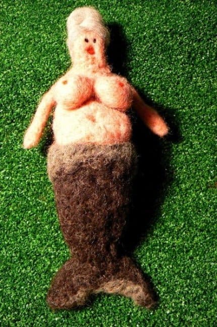 une_vieille_sirene une_vieille_sirene